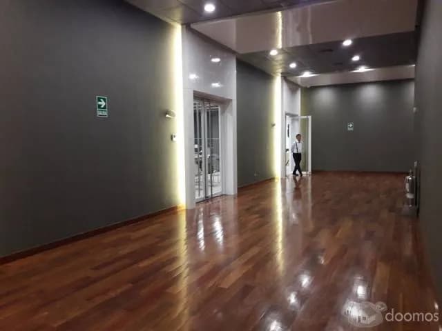 ALQUILER DE OFICINAS EN EDIFICIO LIMA CENTRAL TOWER $16XM2-EXCELENTE PRESENTACION-SURCO — foto 4