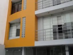 VENDO DEPARTAMENTO 1er PISO STA. PATRICIA CDA 65 JAVIER PRADO