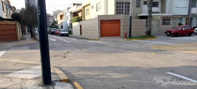 SE VENDE CASA (OCASIÓN)-SAN ISIDRO — foto 3