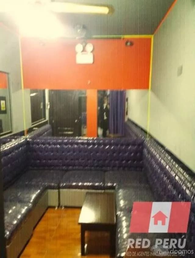 SE VENDE LOCAL COMERCIAL EN EL BOULEVARD DE RETABLO - COMAS — foto 4