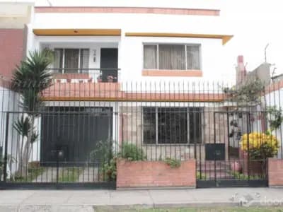 Casa en Venta - Cercado de Lima