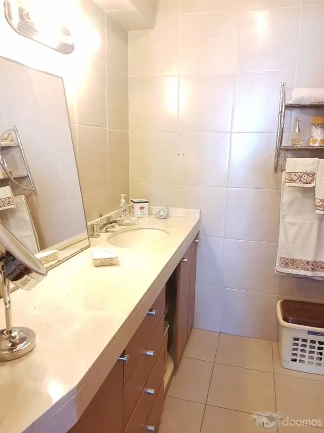 Impecable, Amplia Terraza, 3 Baños Incorporados. — foto 6