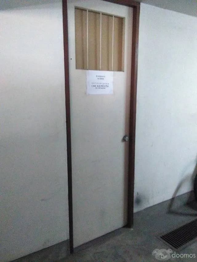 SE VENDE ESTACIONAMIENTO SAN ISIDRO — foto 4
