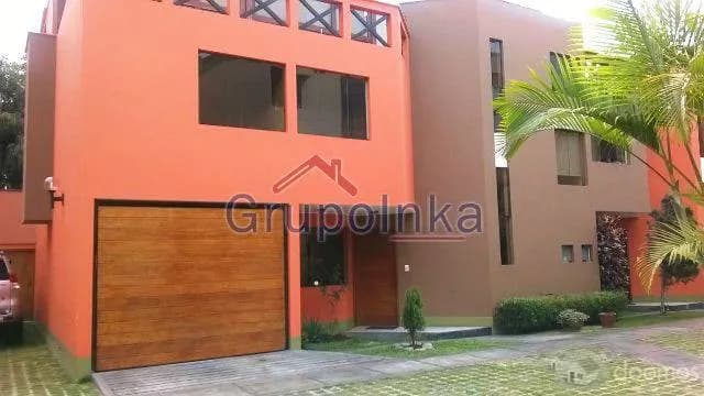 EXCLUSIVA CASA EN CONDOMINIO DE 7 — foto 1