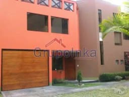 EXCLUSIVA CASA EN CONDOMINIO DE 7