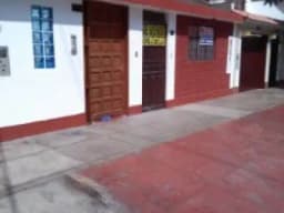 VENDO CASA A PRECIO DE TERRENO - CHACARILLA