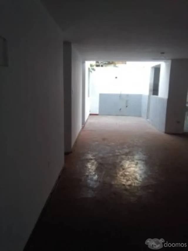 VENDO CASA A PRECIO DE TERRENO - CHACARILLA — foto 3
