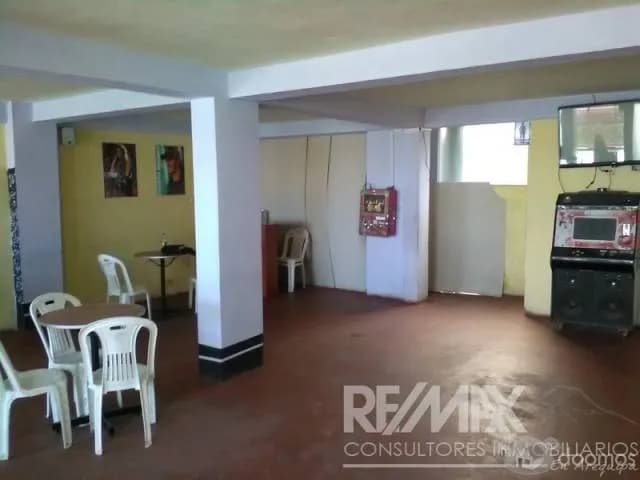 Se vende Local Comercial casa parque lambramani. hotel restauran etc — foto 2