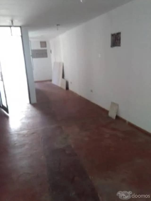 CASA EN VENTA - PRIMER PISO - 160 m2. Chacarilla — foto 7