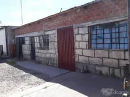 Vendo casita como terreno en JLBYR