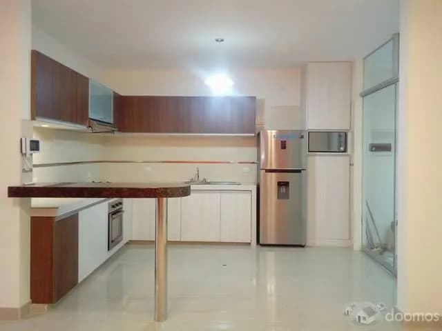 VENDO PRECIOSA CASA DE ESTRENO EN URB. LAS PALMAS — foto 3