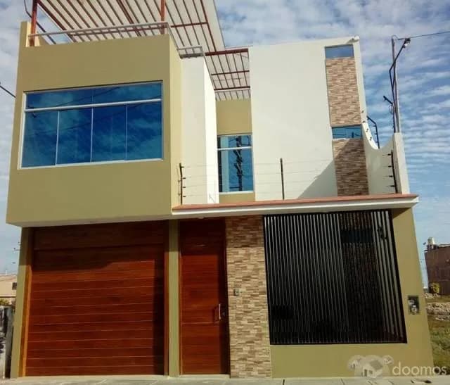 VENDO PRECIOSA CASA DE ESTRENO EN URB. LAS PALMAS — foto 4