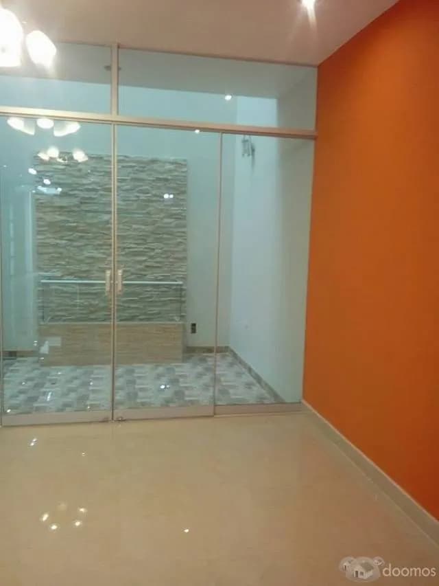 VENDO PRECIOSA CASA DE ESTRENO EN URB. LAS PALMAS — foto 8