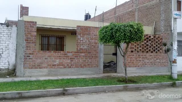 VENTA DE TERRENO, CON CASA SEMI- CONSTRUIDA — foto 1
