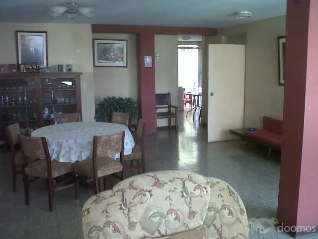 VENDEMOS DEPARTAMENTO EN CALLE JUAN CUGLIEVAN - CHICLAYO — foto 2