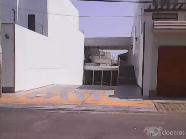 ALQUILER DE DEPARTAMENTO EN EXCLUSIVA ZONA URB EL GOLF — foto 9