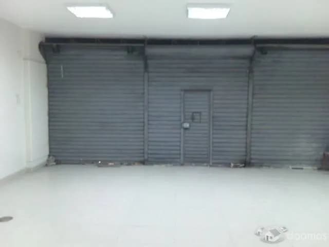 SE VENDE LOCAL COMERCIAL — foto 1