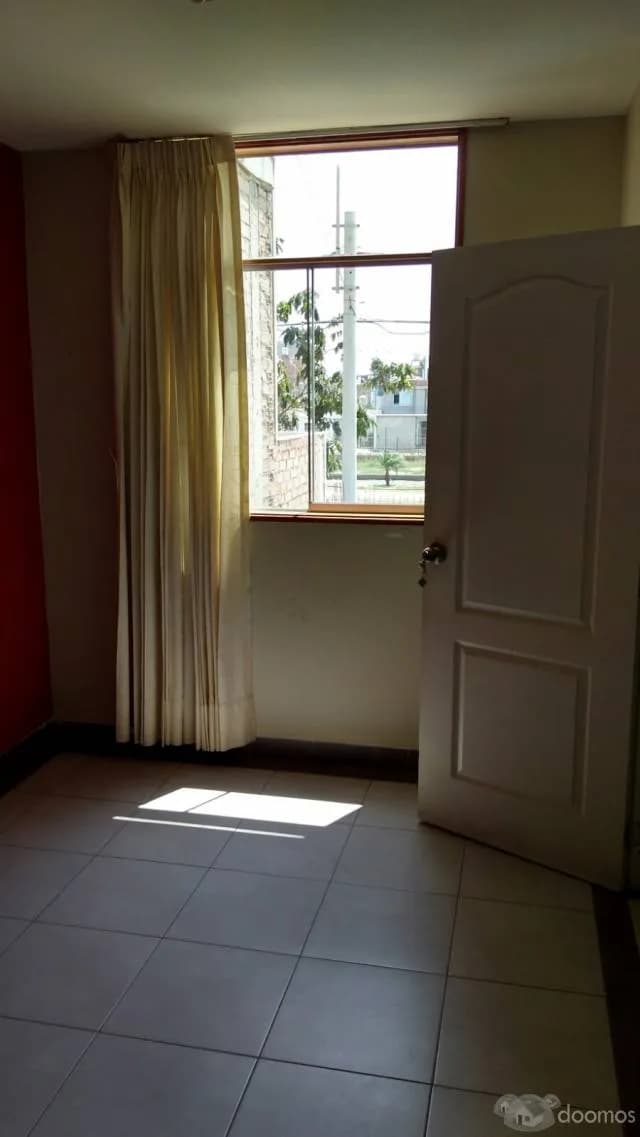 ALQUILAMOS CASA EN URB. VILLAS DEL NORTE - CHICLAYO — foto 12