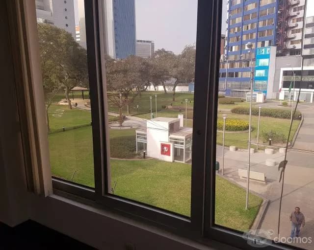 ALQUILER DE OFICINA COMERCIAL EN CENTRO FINANCIERO DE SAN ISIDRO — foto 7