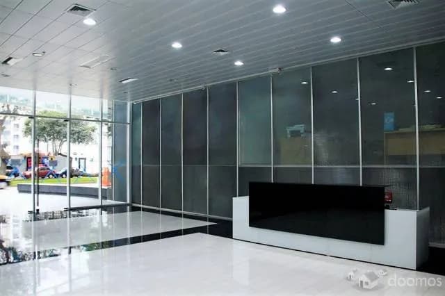 ALQUILO AMPLIA OFICINA MODERNA — foto 1