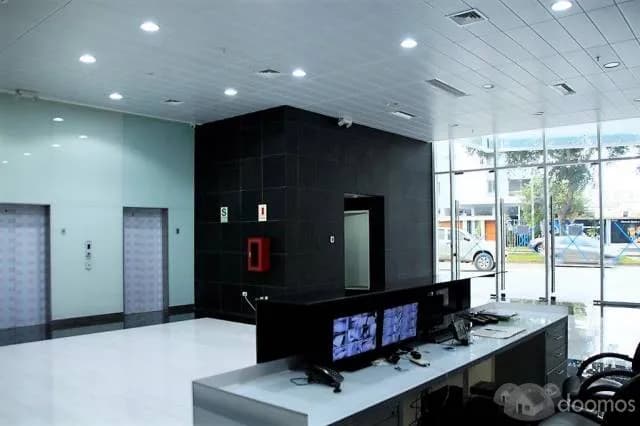 ALQUILO AMPLIA OFICINA MODERNA — foto 6