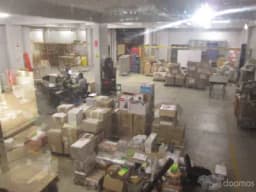 ¡DE OCASION! ALQUILER DE LOCAL COMERCIAL EN PLENA AV COLONIAL CON DOS FRENTES