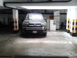 Departamento en Venta Urb. El Derby. Calle Boulevar Surco Lima