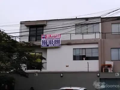 VENDO OFICINA DE 3 PISOS EN MAGDALENA