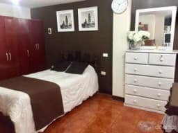 Alquilo habitación amoblada en Surco cerca a la Universidad Ricardo Palma