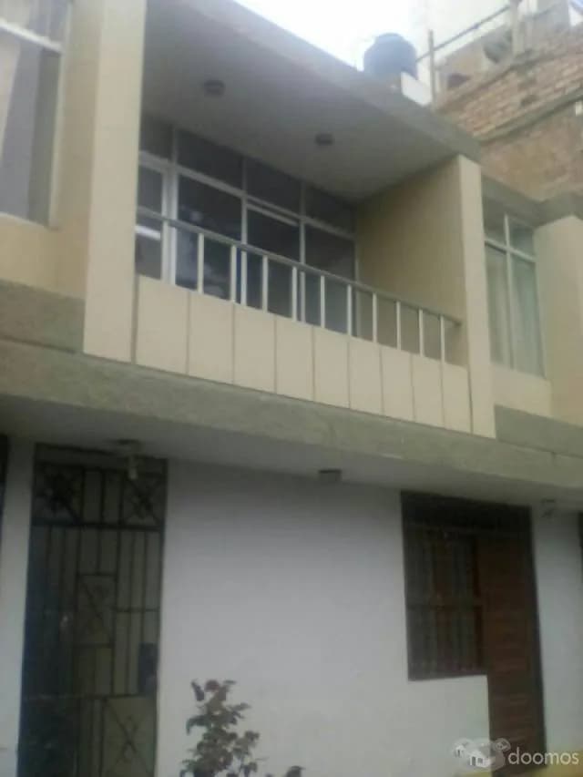 ALKILER DE CASA EN ZONA RESIDENCIAL — foto 1