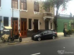 VENDO LOCAL COMERCIAL DE 215M2, EN BARRANCO, A MEDIA CUADRA DEL PARQUE DE BARRANCO