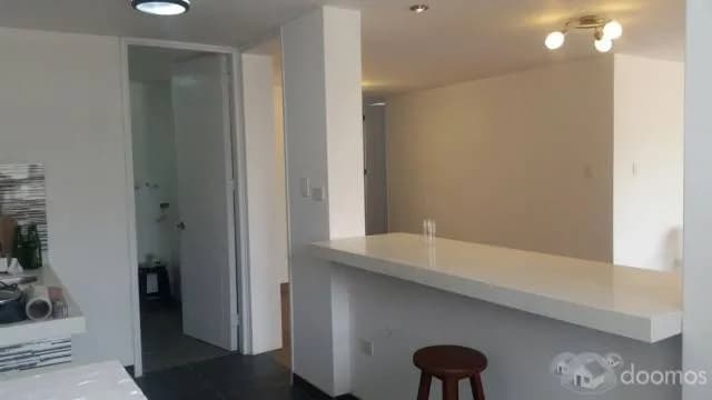 Se alquila departamento de estreno — foto 3