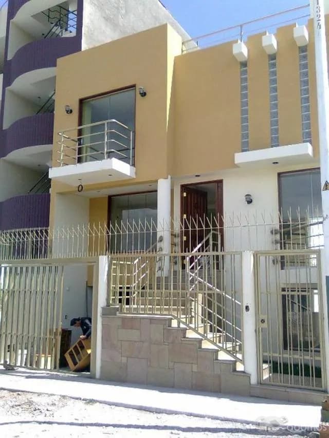VENDO CASA INMEJORABLE ZONA DE CAYMA — foto 4