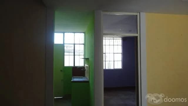 VENDO CASA EXCELENTE UBICACIÓN — foto 2