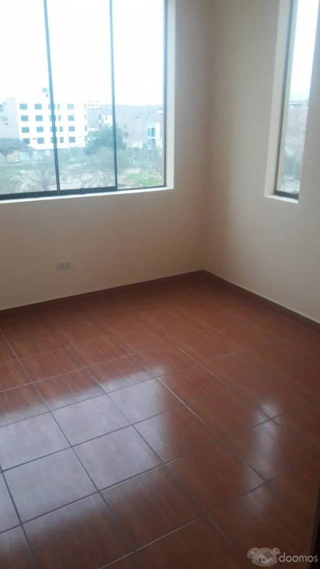 DEPARTAMENTO 4TO PISO . FRENTE A PARQUE — foto 1