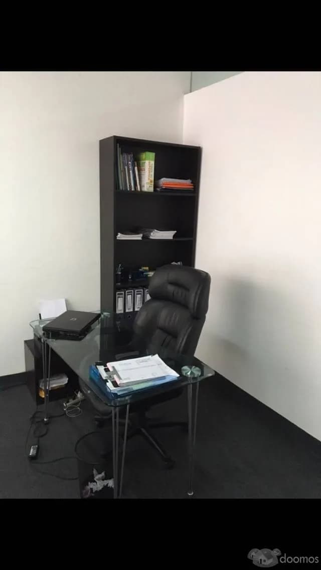 OFICINA PRIVADA PARA ALQUILAR // PRIVATE OFFICE TO RENT — foto 2