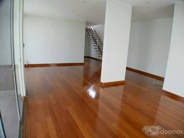 VENTA DE CASA EN EL SOL DE LA MOLINA — foto 2