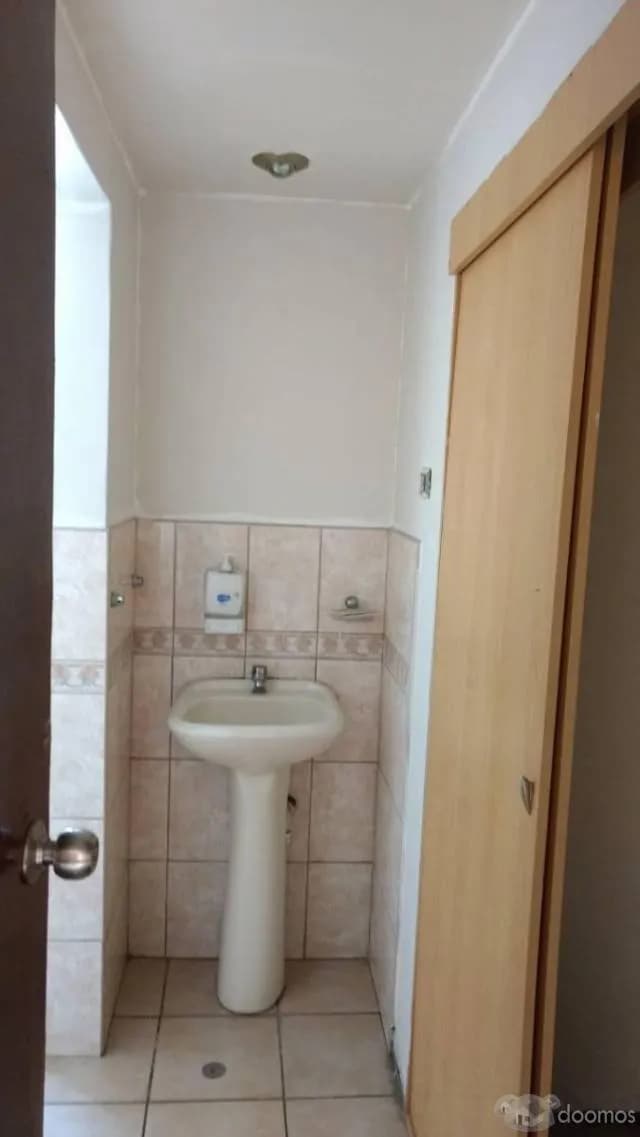 ALQUILO AMPLIA CASA COMO OFICINA — foto 4