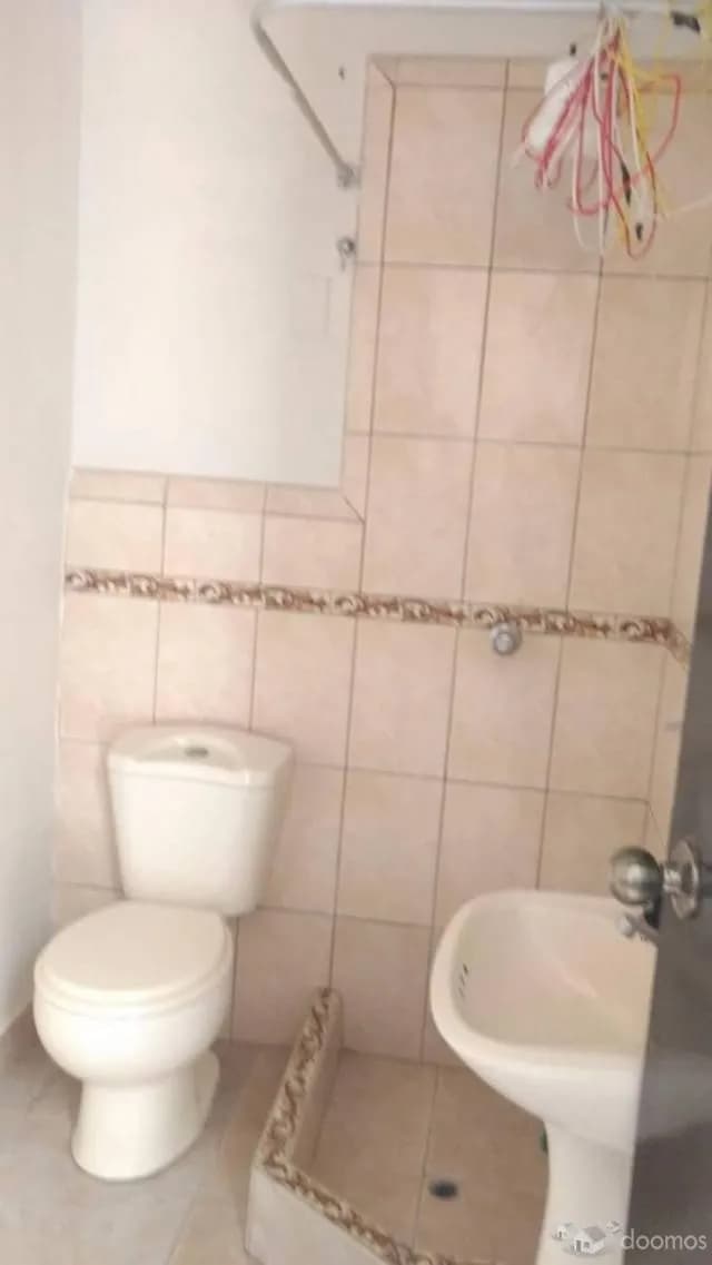 ALQUILO AMPLIA CASA COMO OFICINA — foto 6