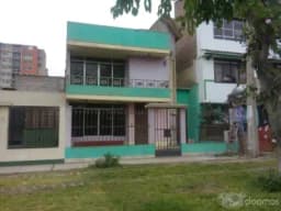 VENDO CASA DE 02 PISOS DE 160 m2  EN URBANIZACIÓN EL RETABLO