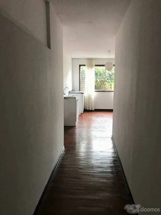 ALQUILO MINI DEPARTAMENTO CON COCHERA EN SURCO — foto 1