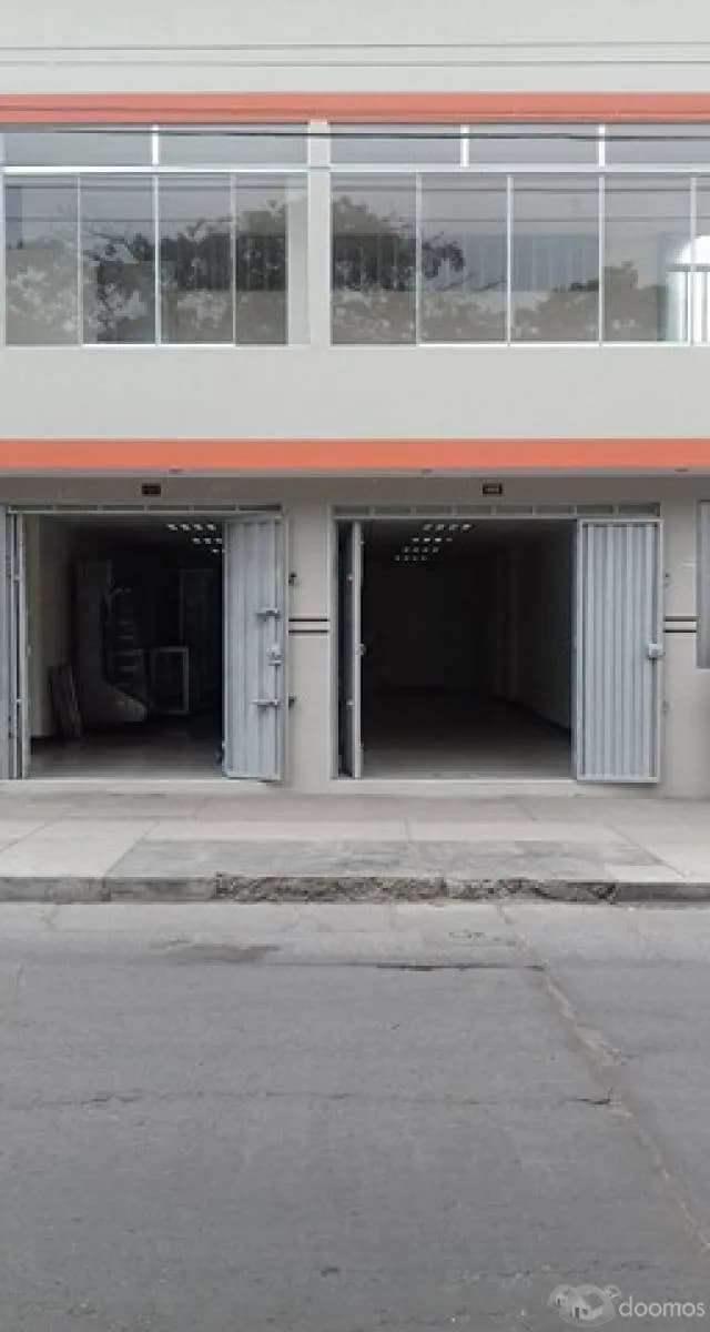 Local comercial excelente ubicación — foto 3