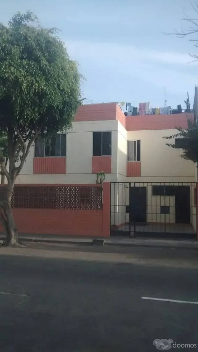 VENTA DE CASA BARRANCO — foto 2