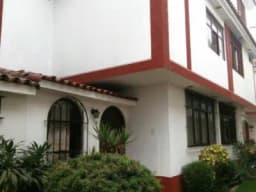 Vendo casa en condominio