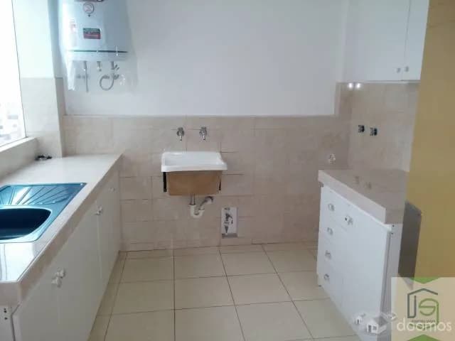Amplio y hermoso departamento con excelente ubicación — foto 4