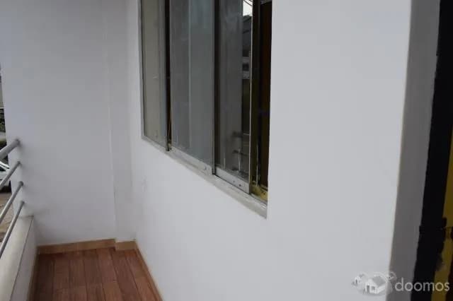 Alquilo mini departamento. — foto 3