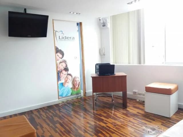 Se alquila Oficina o Consultorio Médico — foto 4
