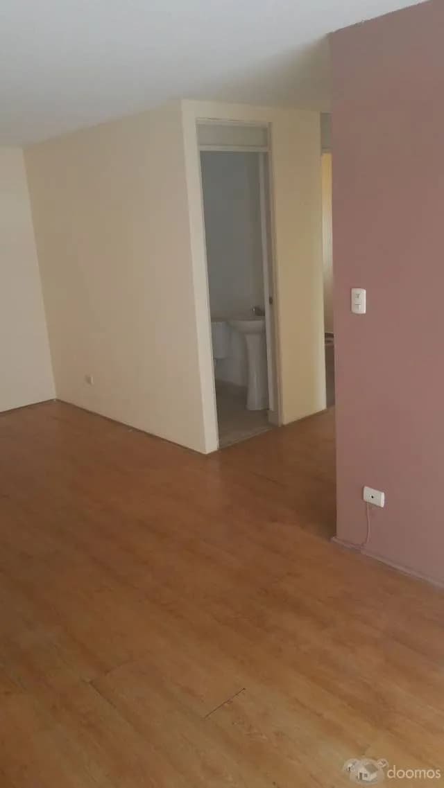 SE VENDE INMUEBLE — foto 1