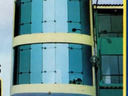 ALQUILO LOCAL COMERCIAL EN AVENIDA PRINCIPAL