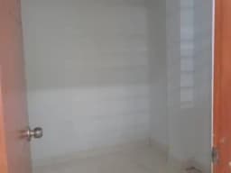 habitación con baño  en Lince